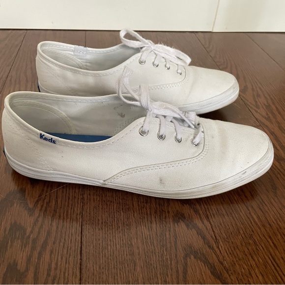 White Canvas Keds | Women’s Size 7.5 - Picture 5 of 9